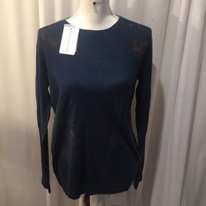 NWT. Crew sweater